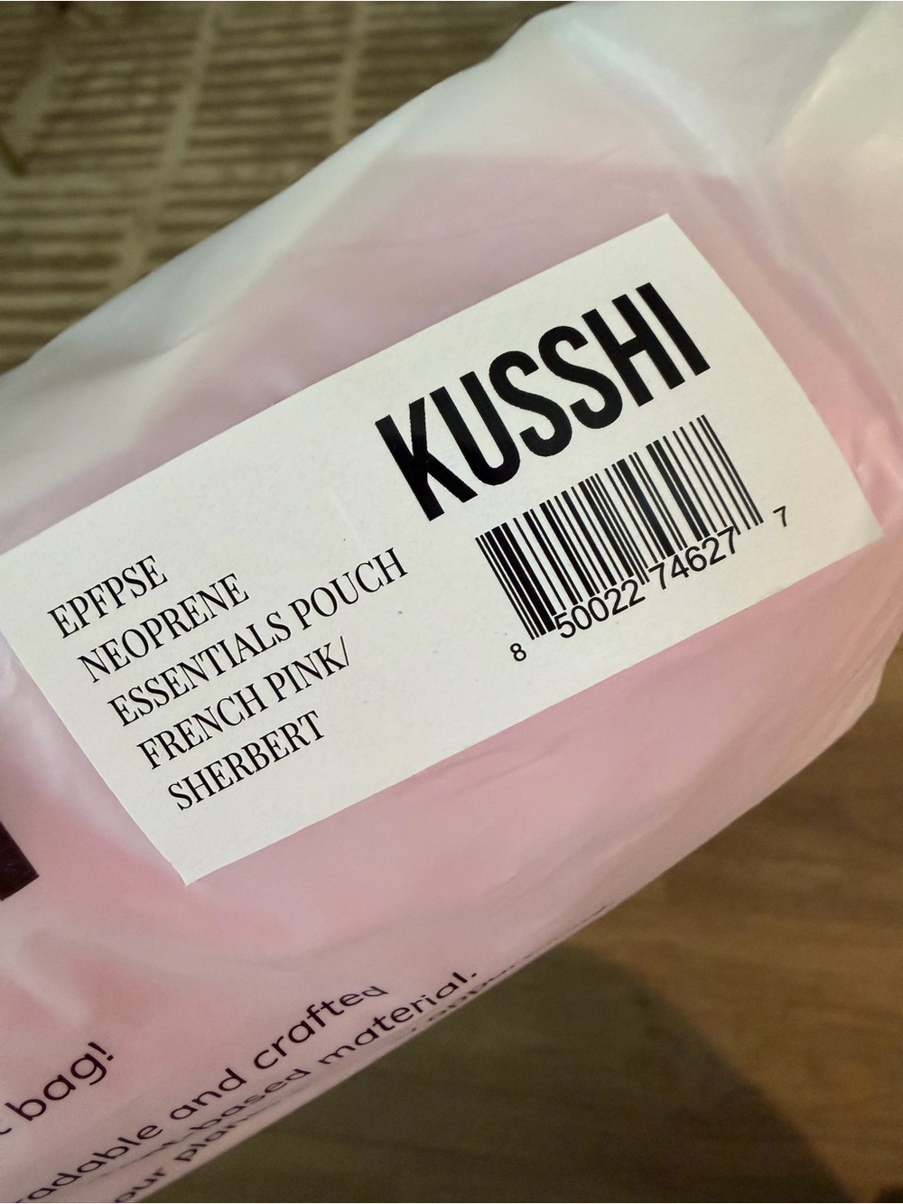 Kusshi Hot Pink Cosmetic Pouch - Picture 9 of 10